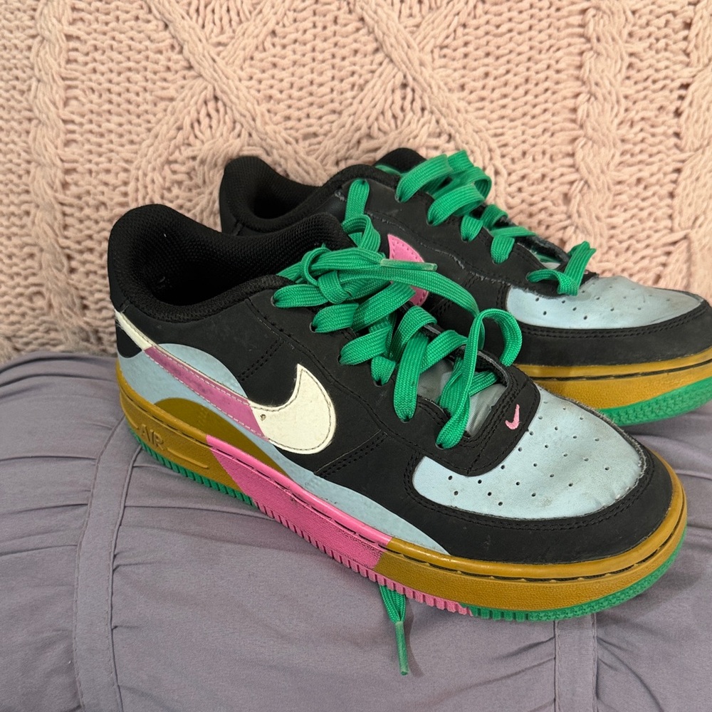 Nike Kids Multicolor Sneakers with Green Laces